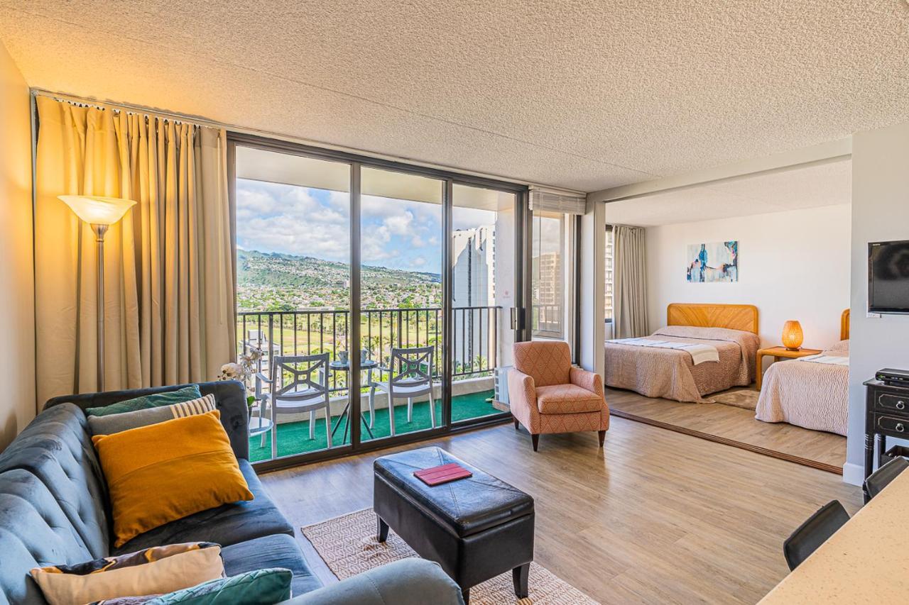 Free Parking, Pool, Sauna, Spa, Wifi, Bbq, Ac - Waikiki Banyan Honolulu Kültér fotó