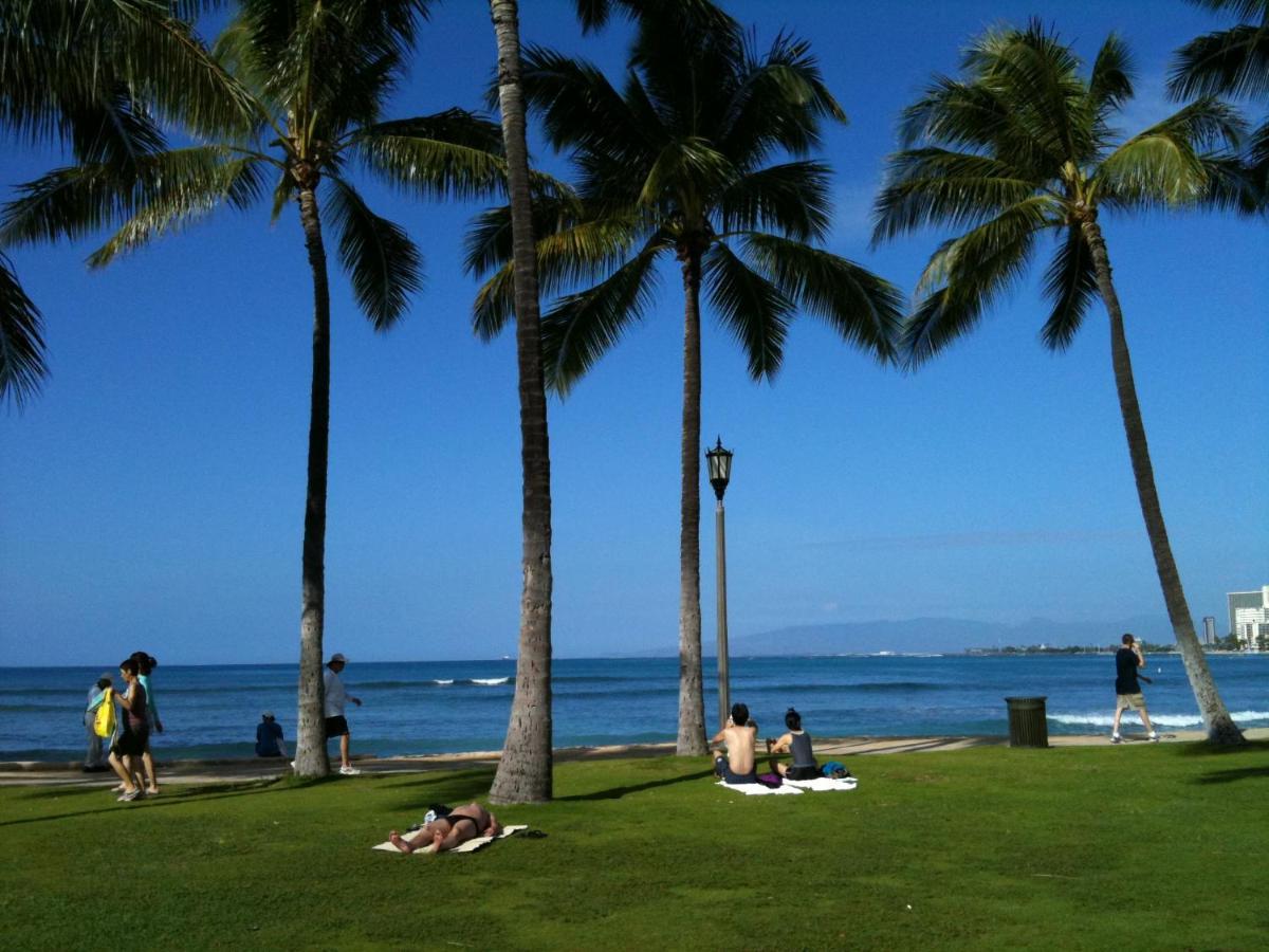 Free Parking, Pool, Sauna, Spa, Wifi, Bbq, Ac - Waikiki Banyan Honolulu Kültér fotó